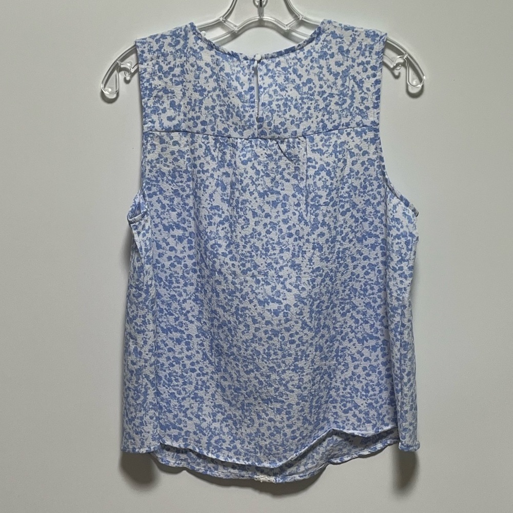 MINE Delicate cotton crocheted lace bib style sleeveless feminine preppy top - Picture 4 of 8